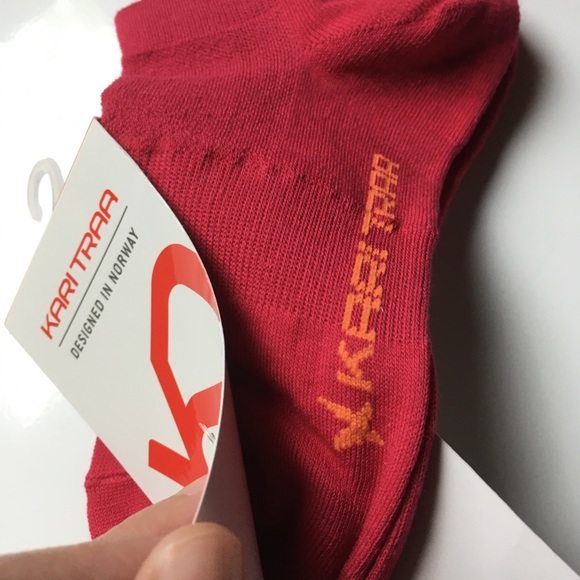 Kari Traa of Norway, red women’s socks US 9-10 - Picture 4 of 7